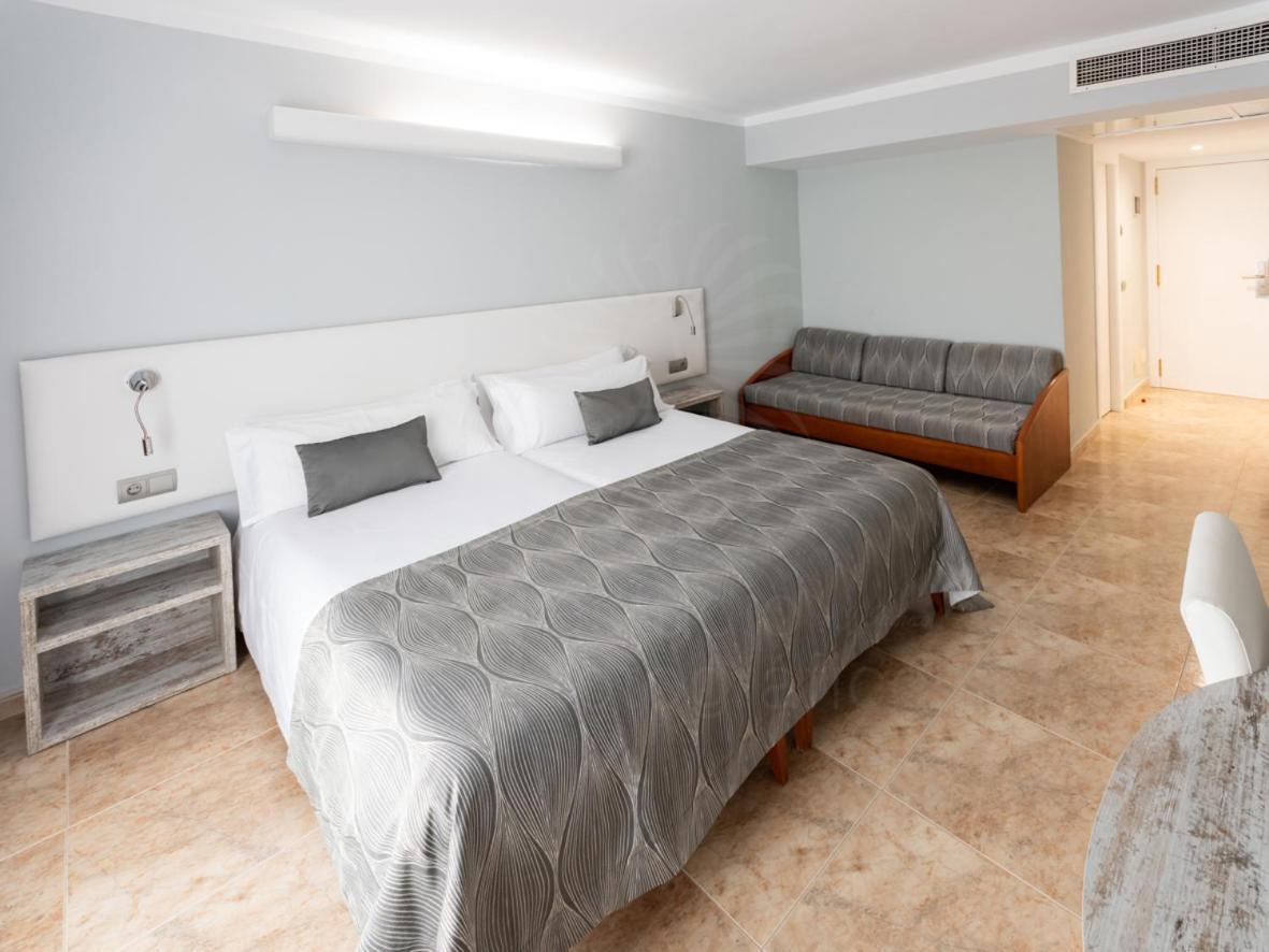 Hotel Bahia del Sol Santa Ponsa Esterno foto