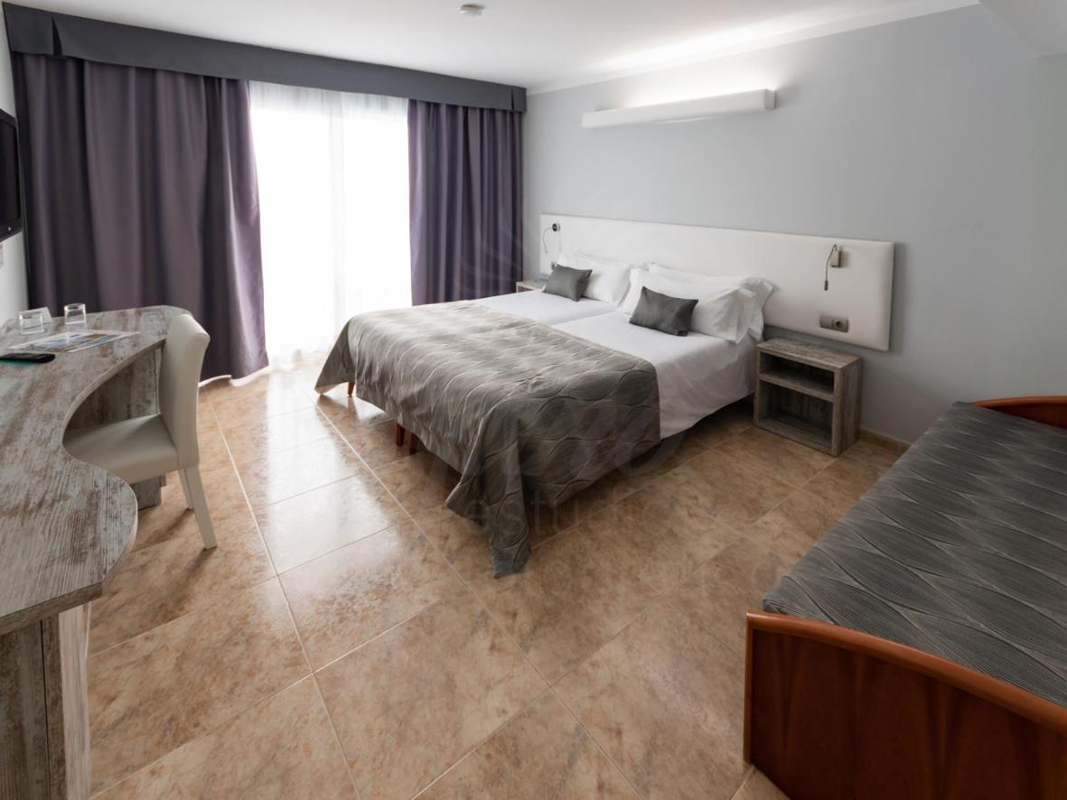 Hotel Bahia del Sol Santa Ponsa Esterno foto